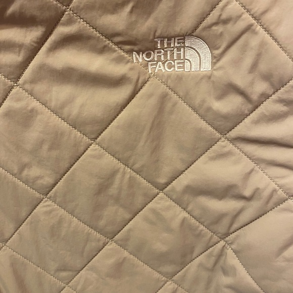 North Face Jacket - Picture 2 of 5